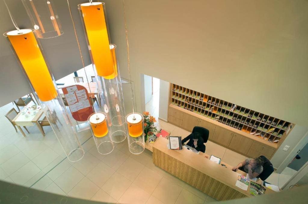Domitys Les Cles D'Or Aparthotel Orthez Exterior photo